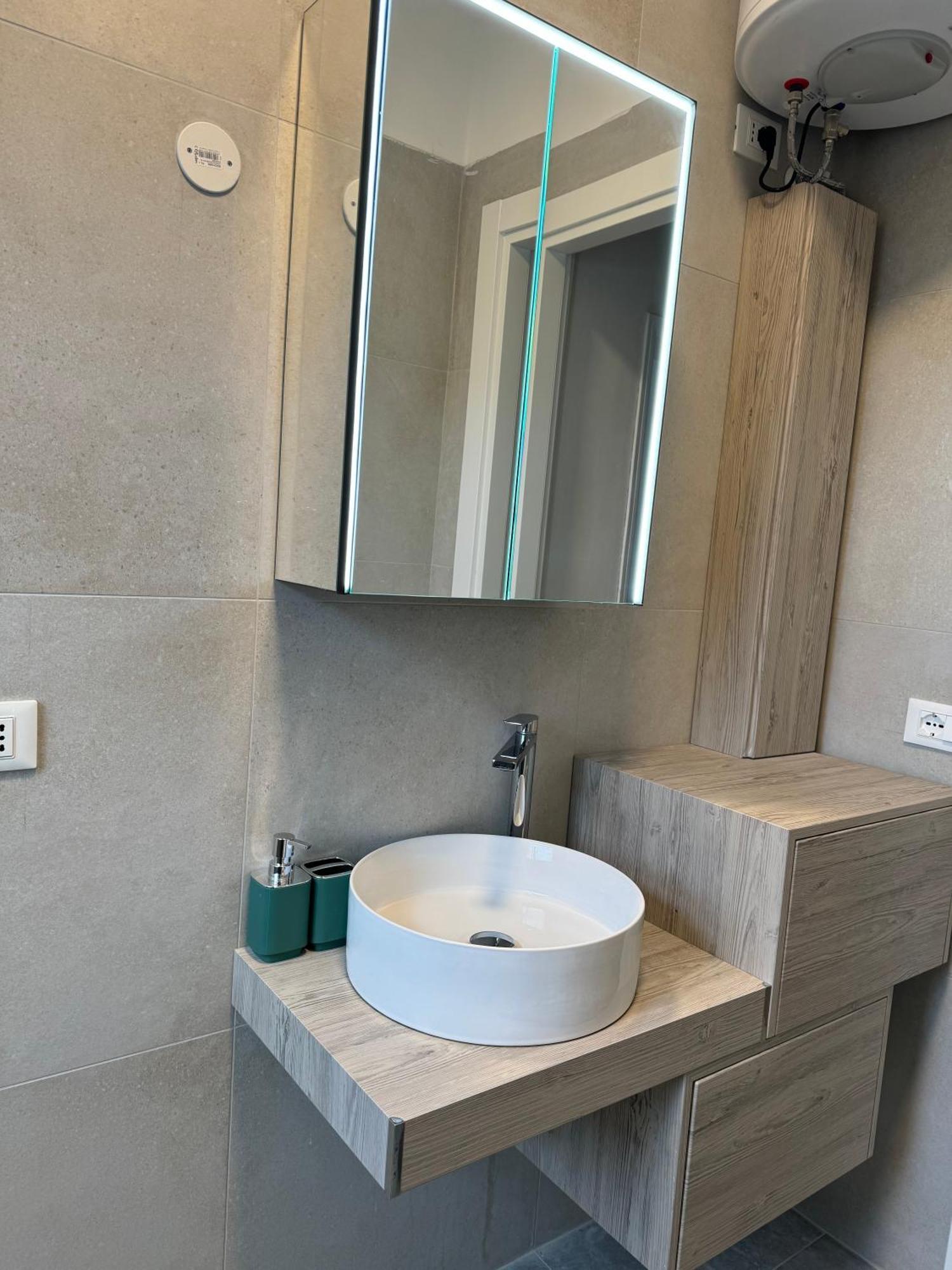 Grey Apartment *