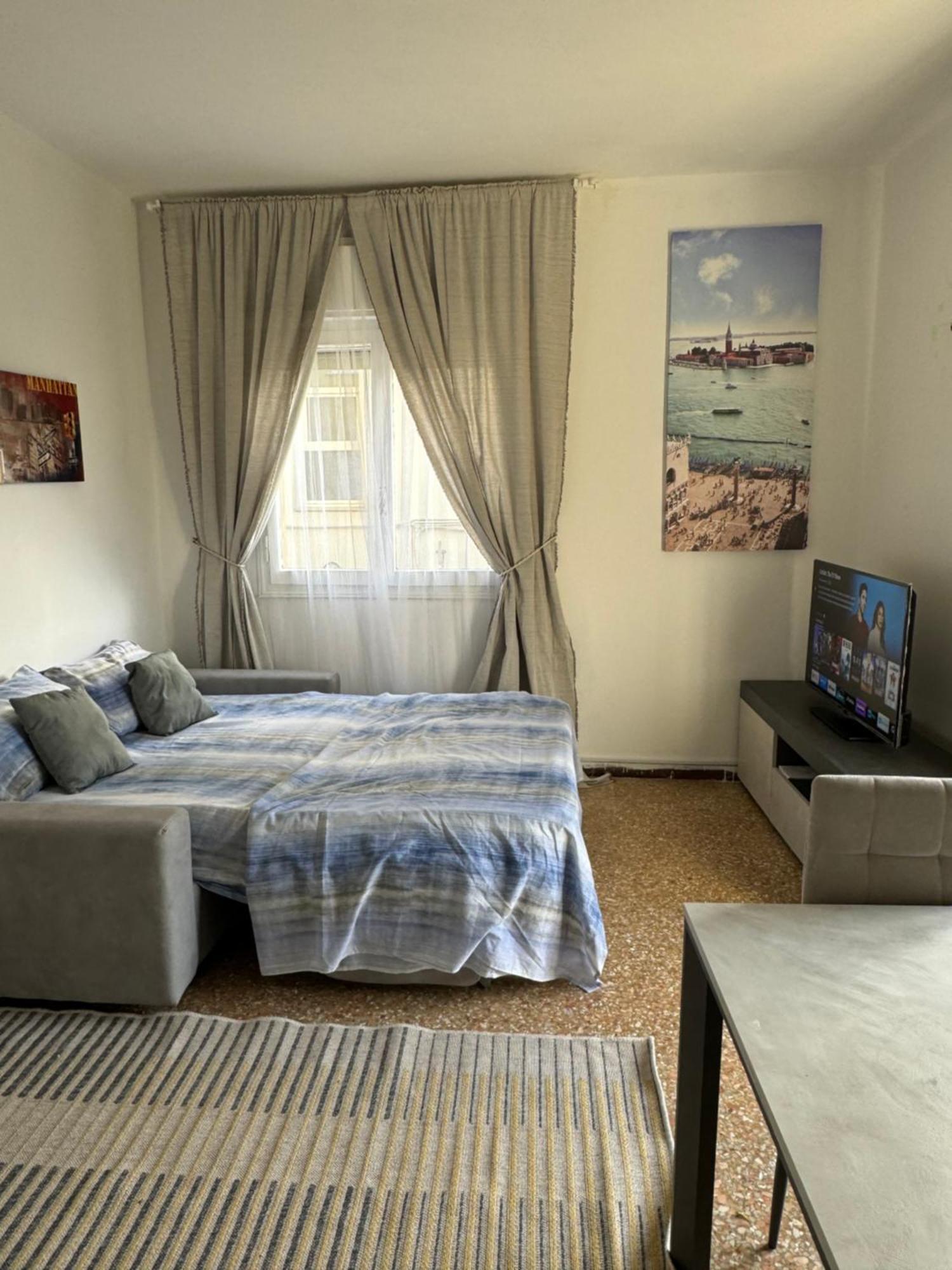 Apartament Grey